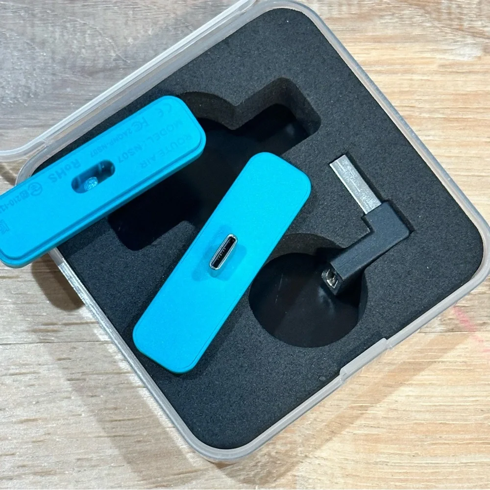 GuliKit Route Air NS07 Bluetooth Audio Adapter for Nintendo Switch (Blue)